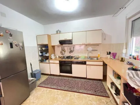 Sale, house, 150m², Bar, Crna Gora - image 5