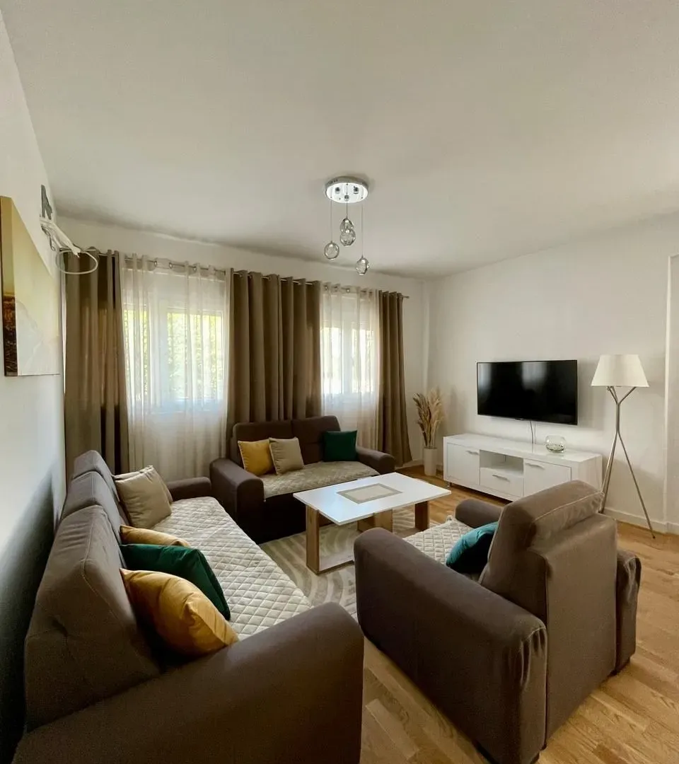 Izdavanje, jednosoban stan, 50m², Zabjelo, Podgorica