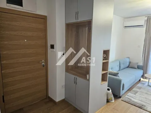 Izdavanje, stan, 30m², Bulevar Oslobodjenja, Novi Sad Sve Podlokacije - image 2