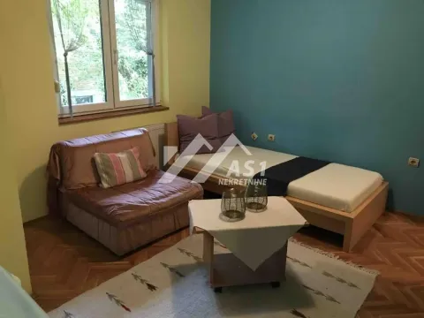 Izdavanje, stan, 24m², Grbavica, Novi Sad Sve Podlokacije