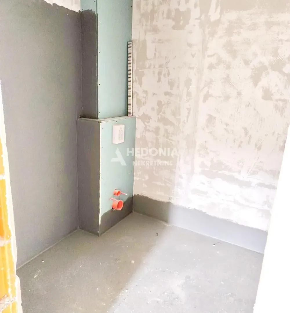 Prodaja, trosoban stan, 74m², Lion, Zvezdara Sve Podlokacije