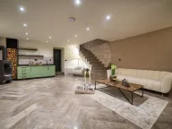 Rent, house, 85m², Nalježići, Kotor - image 4