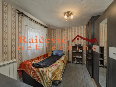 Sale, four bedroom apartment, 91m², Petlovo Brdo, Beograd