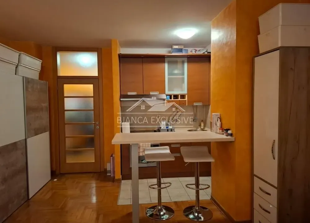 Sale, one bedroom apartment, 41m², Novi Beograd Blok 29, Novi Beograd Sve Podlokacije