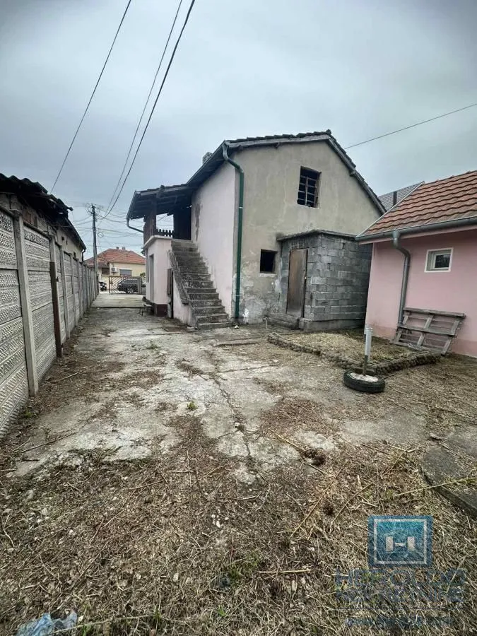 Prodaja, kuća, 300m², Ćuprija, Srbija