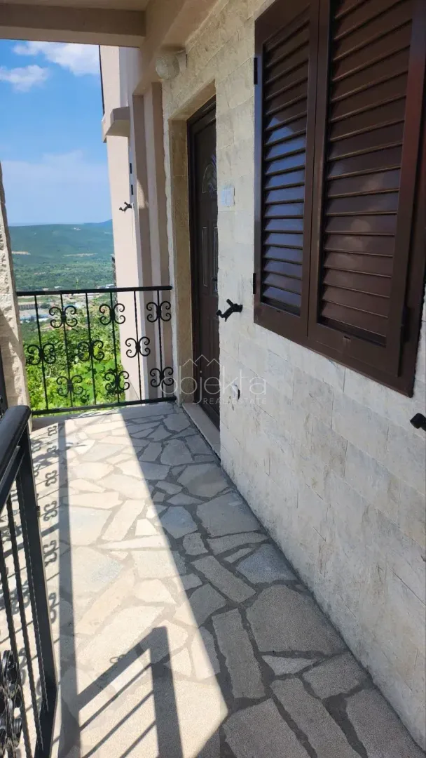 Rent, apartment, 65m², Kotor, Crna Gora