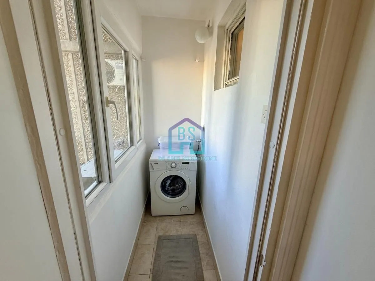 Prodaja, dvosoban stan, 60m², Bulevar Oslobodjenja, Novi Sad Sve Podlokacije