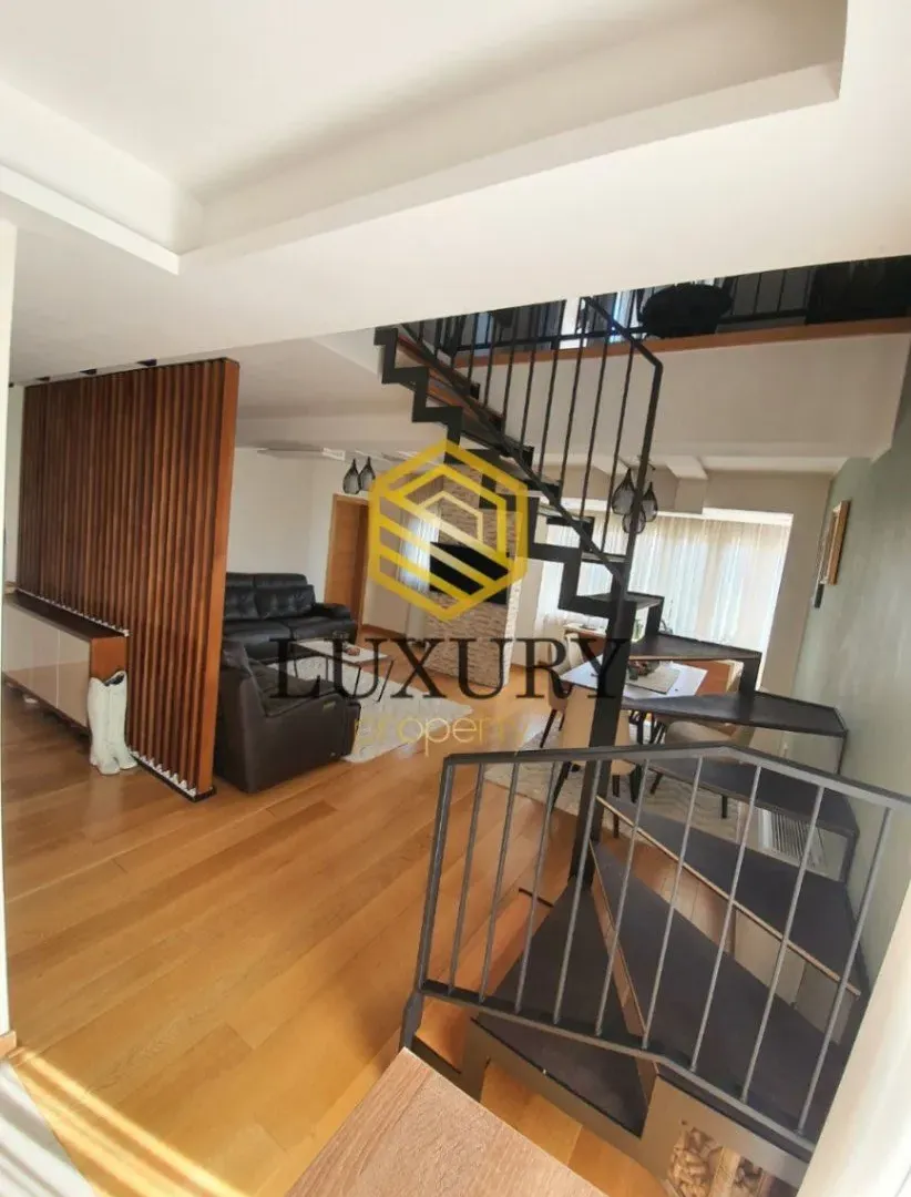 Prodaja, četvorosoban stan, 154m², Zabjelo, Podgorica
