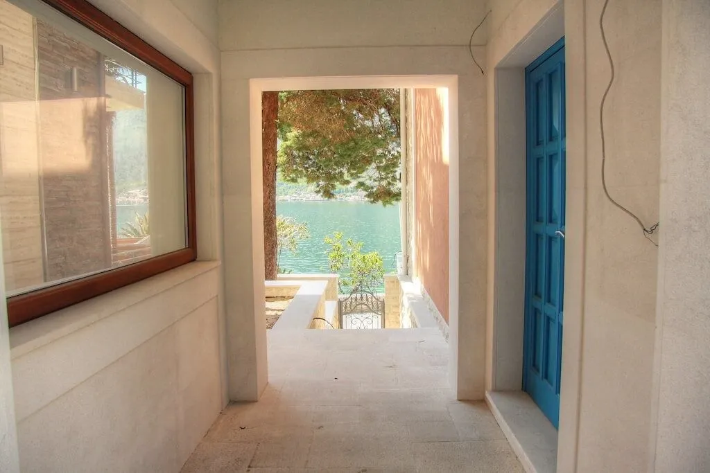 Sale, house, 500m², Dobrota, Kotor