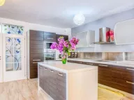 Prodaja, kuća, 358m², Budva, Crna Gora - image 9