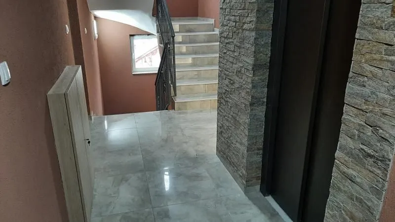 Izdavanje, dvosoban stan, 48m², Podbara, Novi Sad Sve Podlokacije
