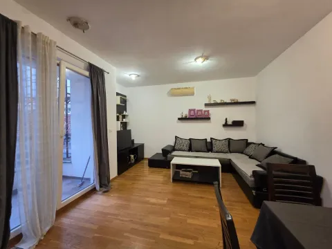 Prodaja, jednosoban stan, 50m², Budva, Crna Gora