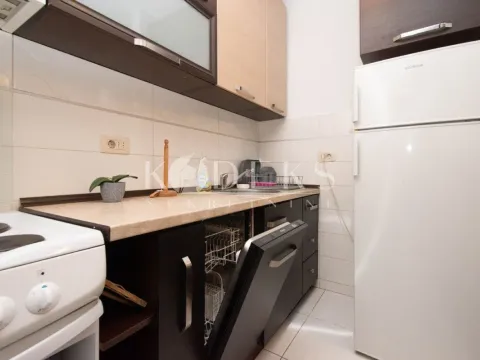 Izdavanje, jednosoban stan, 40m², Stari Aerodrom, Podgorica - image 8