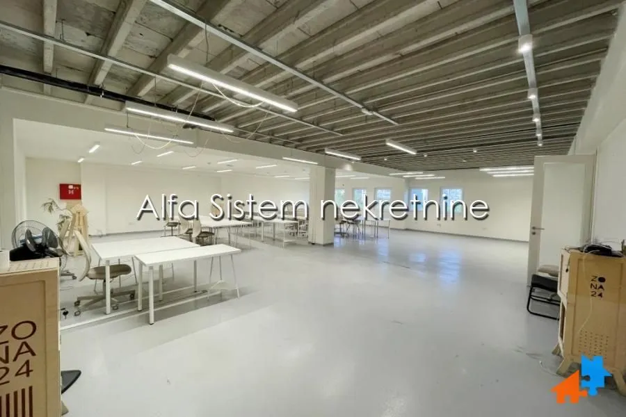 Rent, office space, 2000m², Voždovac Sve Podlokacije, Beograd