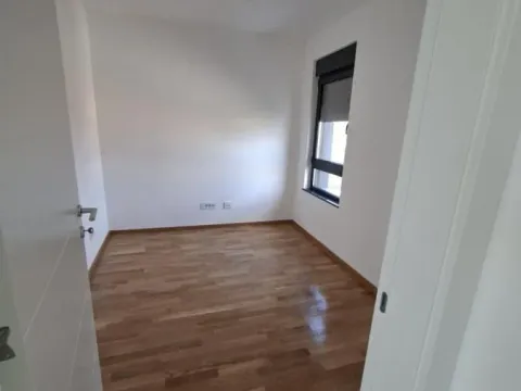 Prodaja, trosoban stan, 78m², Pančevo, Srbija - image 3