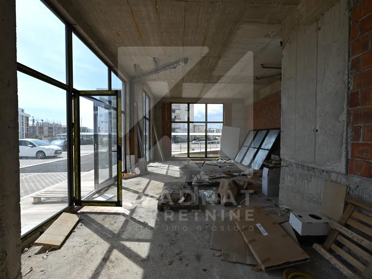 Izdavanje, poslovni prostor, 62m², Zabjelo, Podgorica