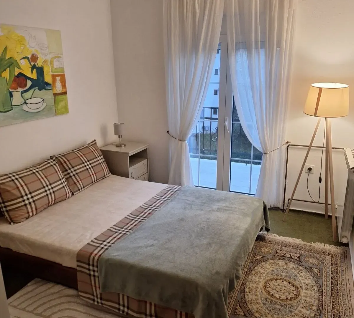 Rent, three bedroom apartment, 120m², Bečići, Budva