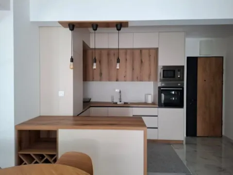 Izdavanje, jednosoban stan, 45m2, Radanovići, Kotor Izdavanje, jednosoban stan, 45m2, Radanovići, Kotor