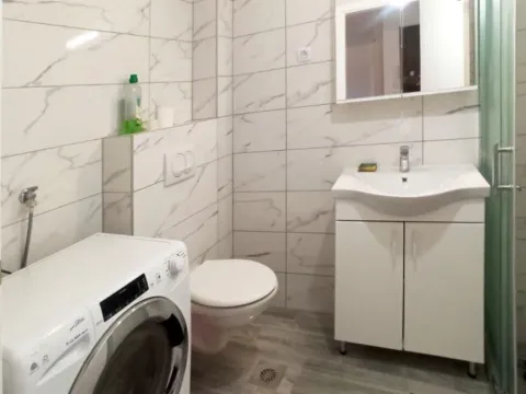 Prodaja, trosoban stan, 61m², Lagator, Loznica - image 11