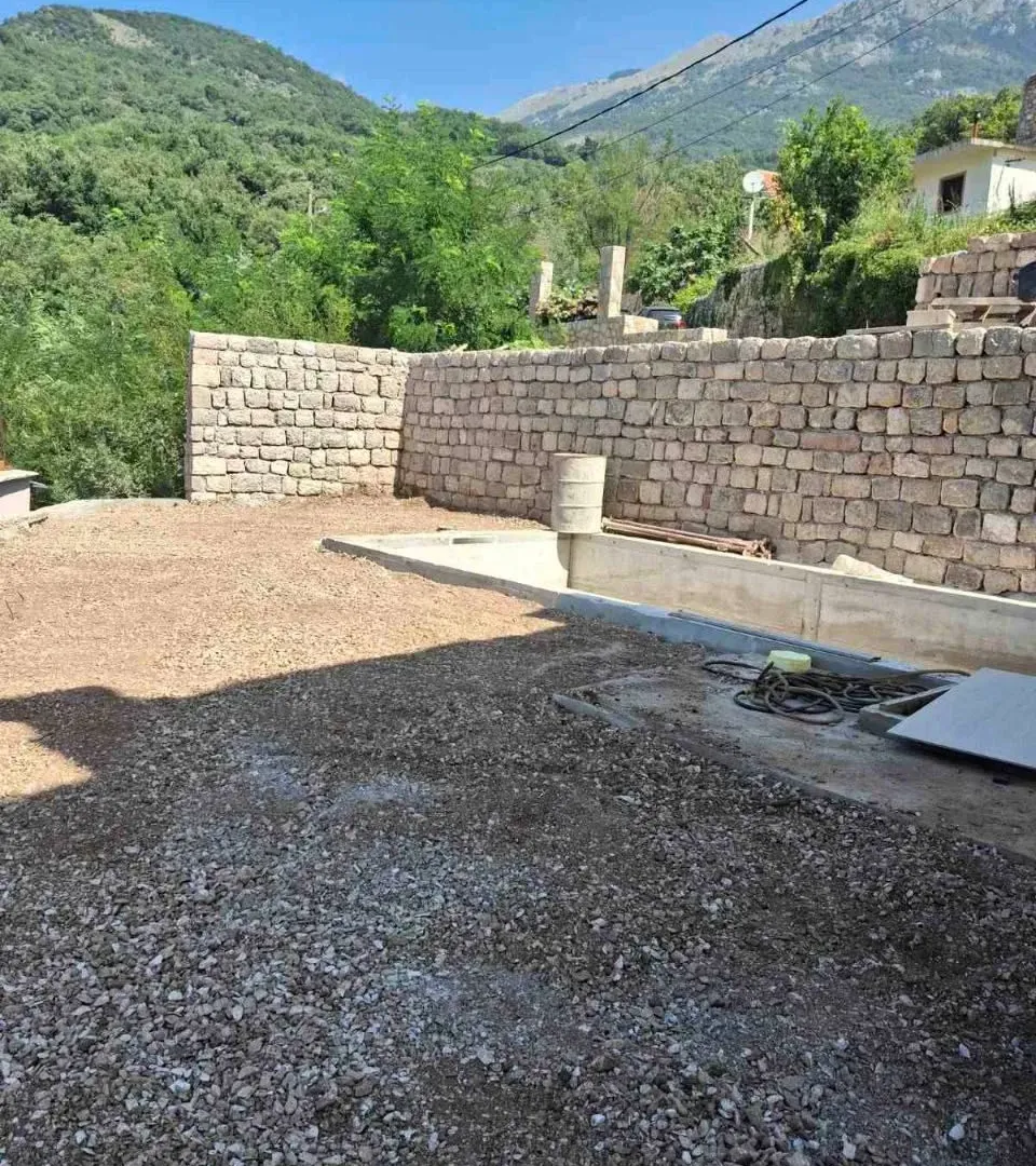 Sale, house, 180m², Markovići, Budva