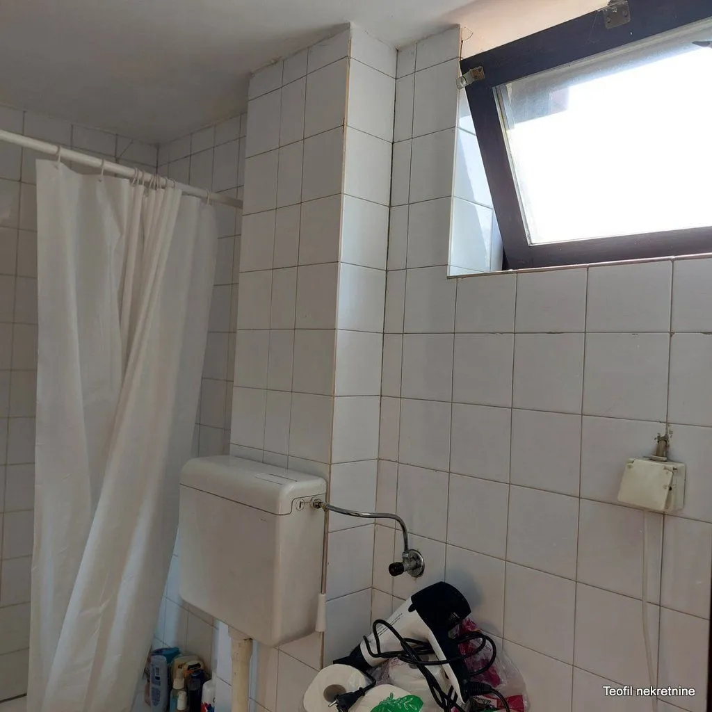 Prodaja, kuća, 250m², Bezanijska Kosa 1, Bežanijska Kosa Sve Podlokacije