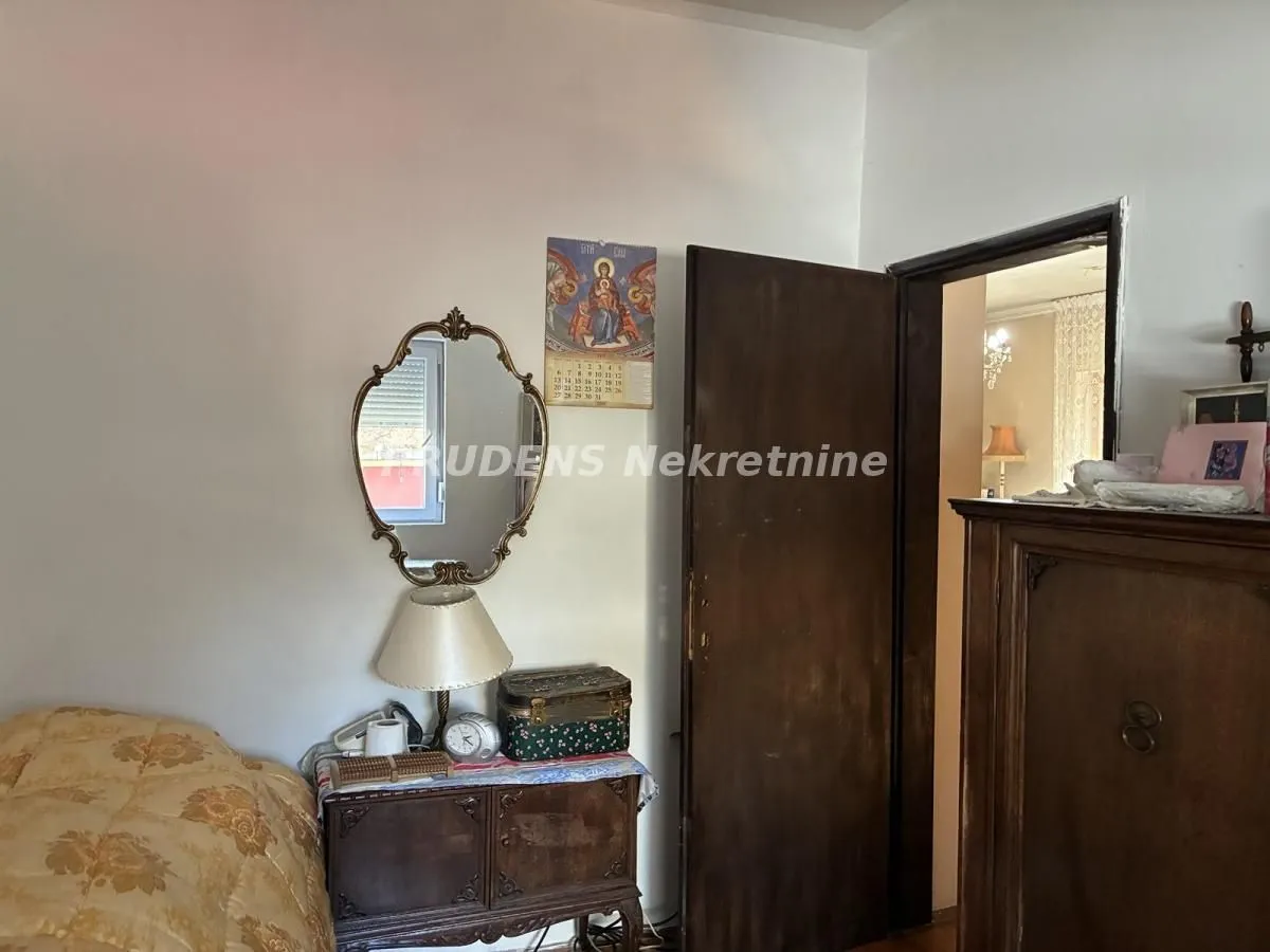 Sale, house, 61m², Vračar Sve Podlokacije, Beograd