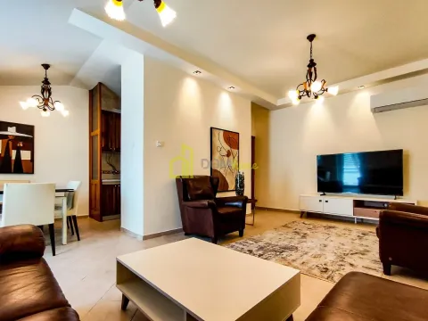 Izdavanje, trosoban stan, 115m², Momišići, Podgorica - image 4