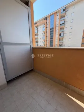 Rent, one bedroom apartment, 45m², City Kej, Podgorica - image 11
