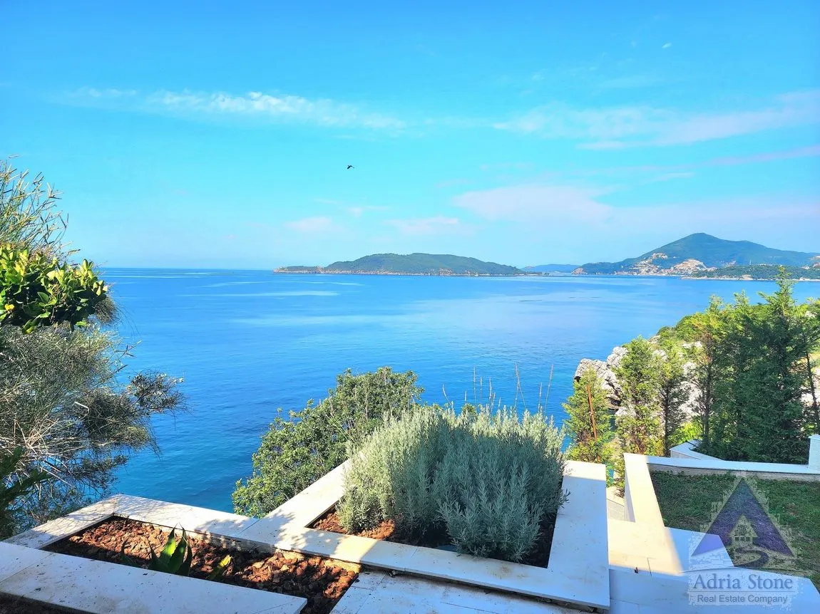 Sale, house, 473m², Kamenovo, Budva