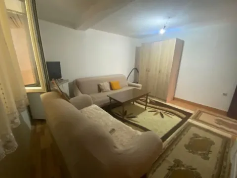 Rent, studio apartment, 20m², Stari Aerodrom, Podgorica