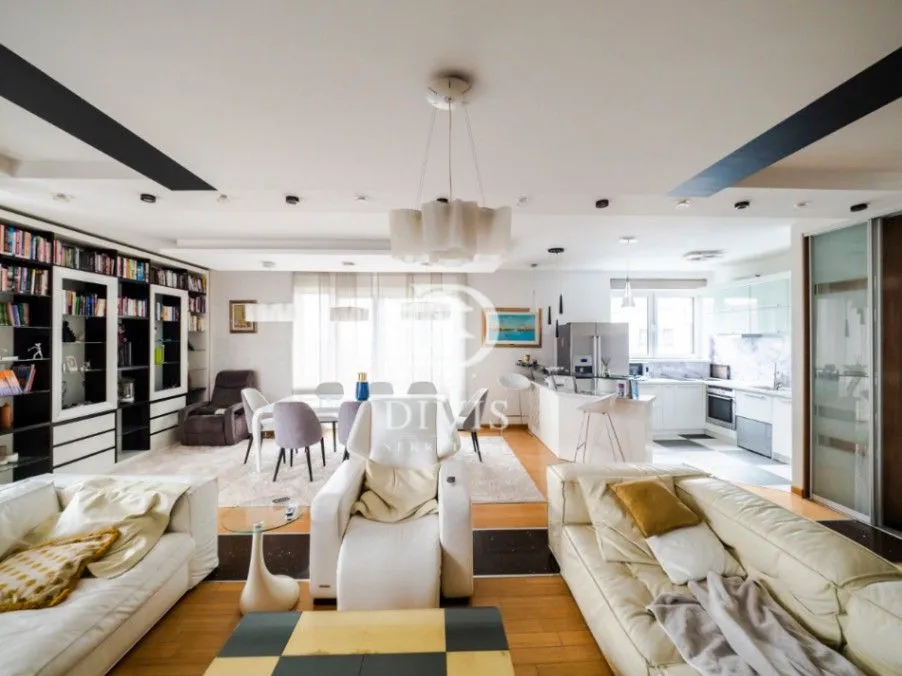 Prodaja, četvorosoban stan, 139m², Novi Beograd Blok 19, Novi Beograd Sve Podlokacije