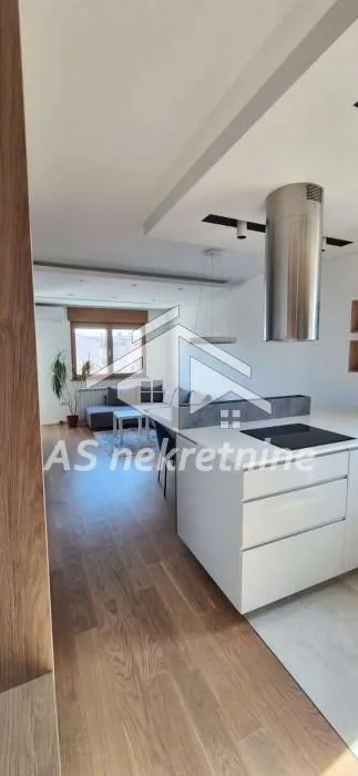 Izdavanje, dvosoban stan, 53m², Autokomanda, Voždovac Sve Podlokacije
