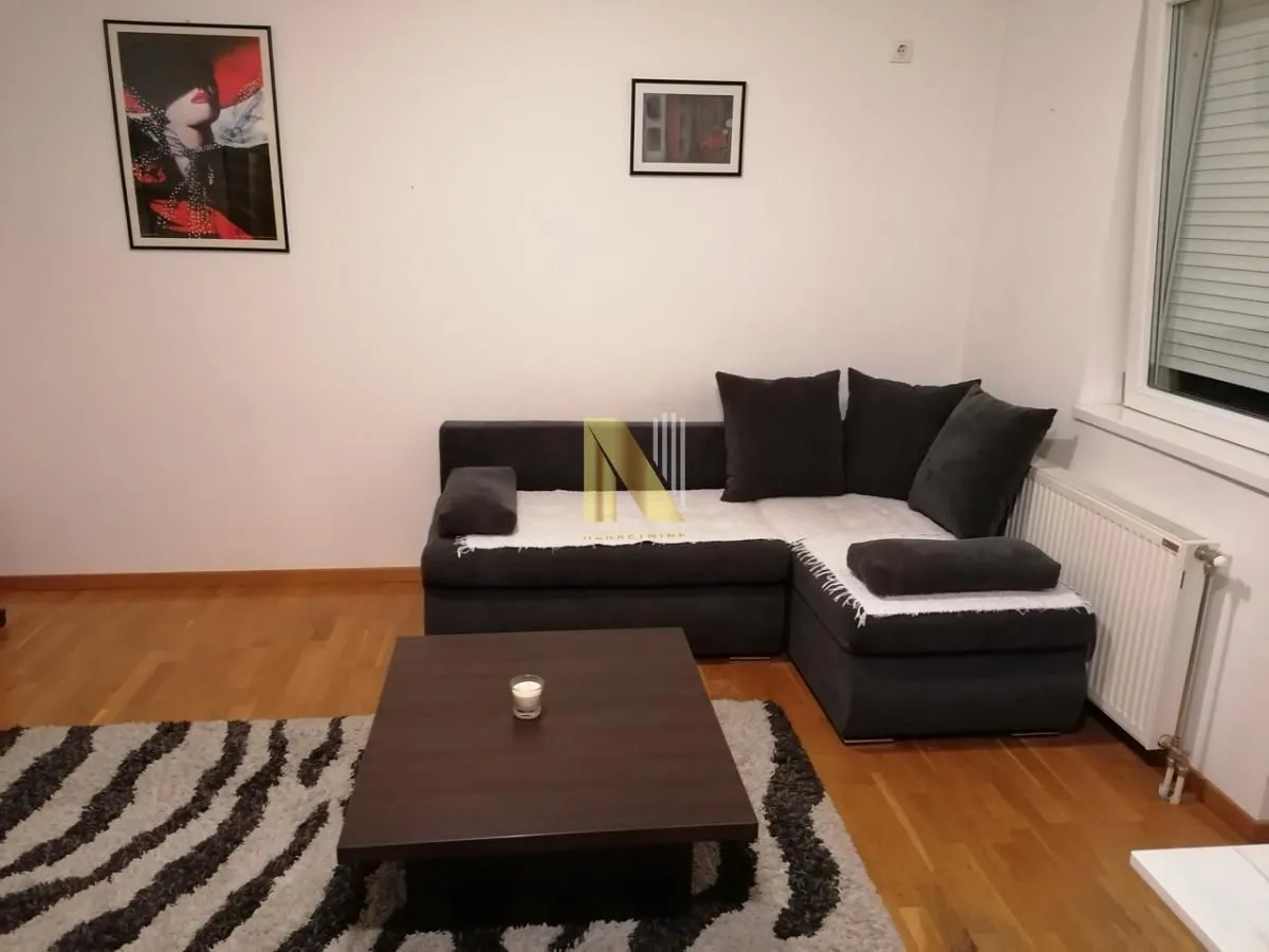 Rent, studio apartment, 28m², Bulevar Oslobodjenja, Novi Sad Sve Podlokacije