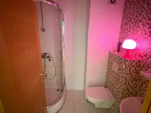 Prodaja, jednosoban stan, 41m², City Kvart, Podgorica - image 7