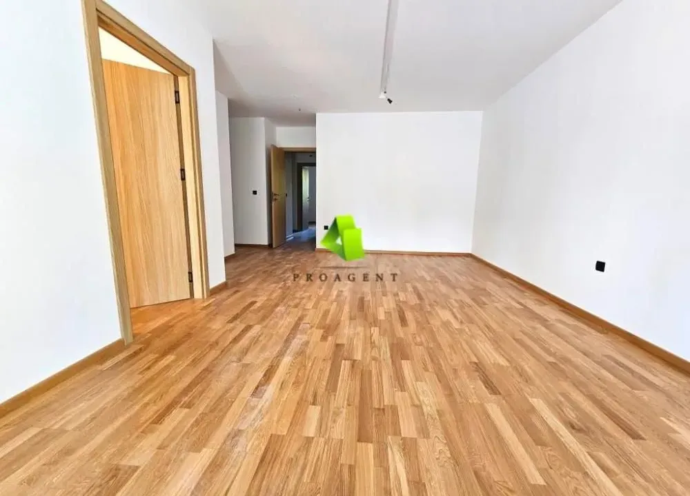 Prodaja, trosoban stan, 84m², Medijana, Niš