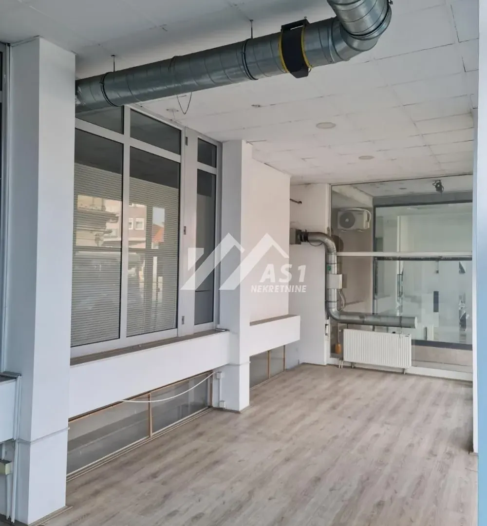 Rent, office space, 86m², Rotkvarija, Novi Sad Sve Podlokacije