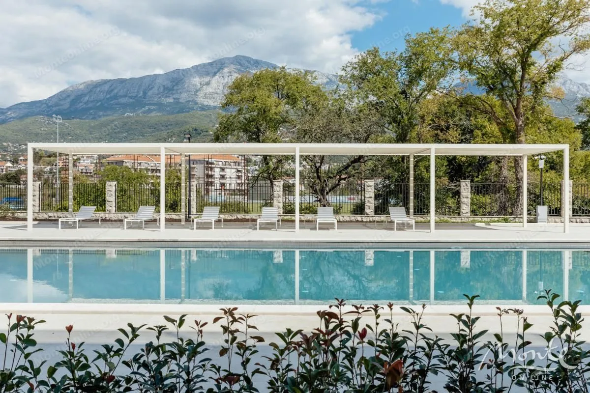 Prodaja, jednosoban stan, 65m², Herceg Novi, Crna Gora