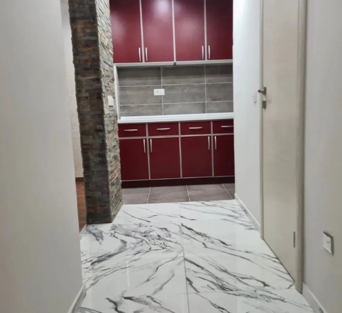 Prodaja, trosoban stan, 92m², Adok, Budva