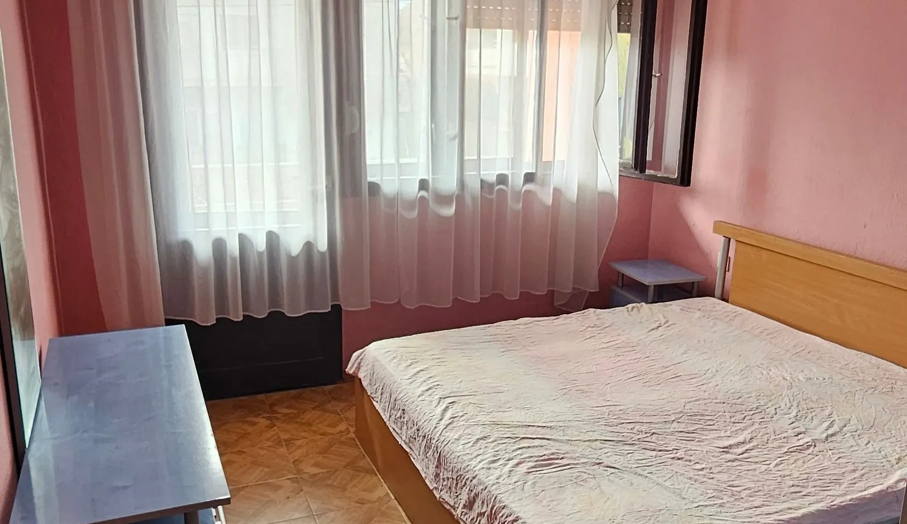 Izdavanje, trosoban stan, 120m², Zelenika, Podgorica