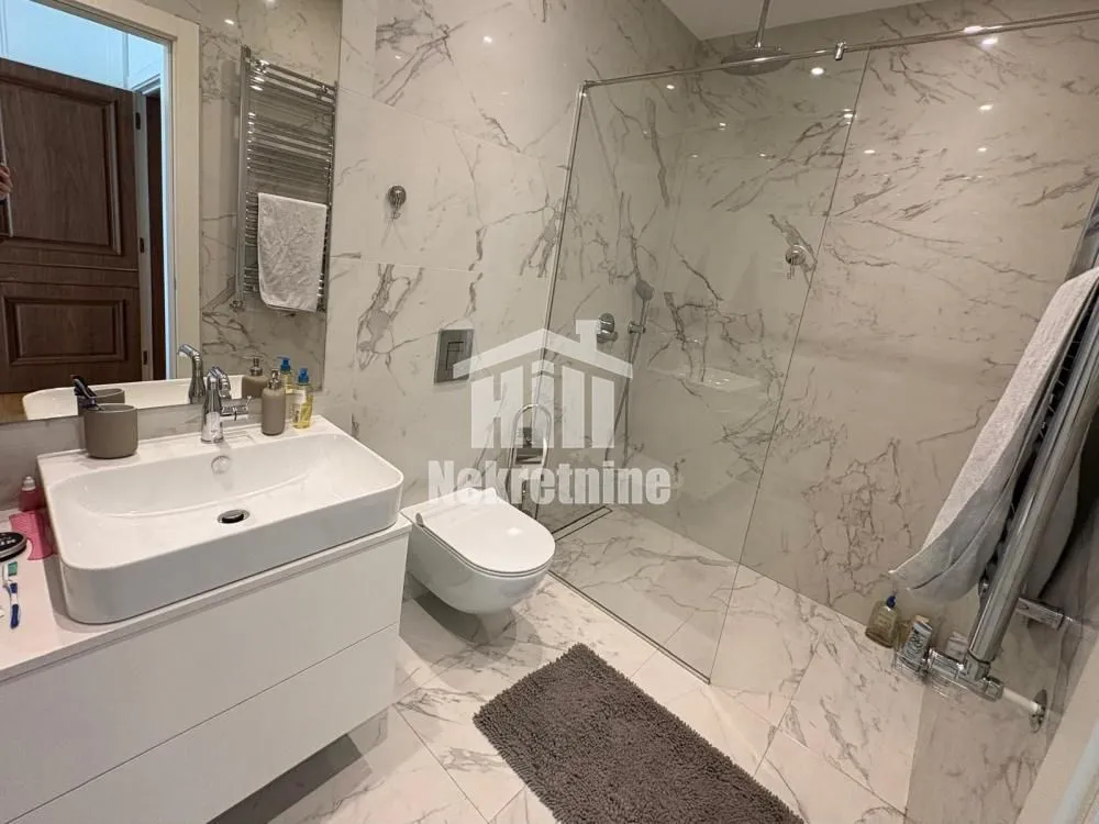 Sale, three bedroom apartment, 95m², Novi Beograd Blok 65, Novi Beograd Sve Podlokacije