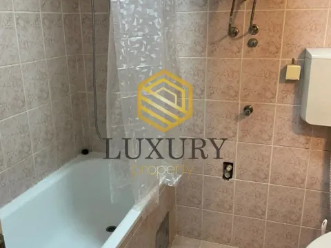 Rent, one bedroom apartment, 56m², Stara Varoš, Podgorica - image 4