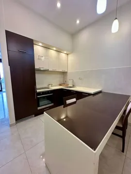 Rent, two bedroom apartment, 90m², Bečići, Budva - image 8