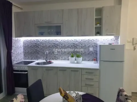 Rent, two bedroom apartment, 65m², Škaljari, Kotor - image 5