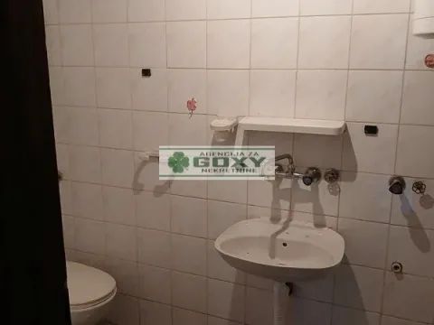 Prodaja, trosoban stan, 76m², Čukarica, Beograd - image 8