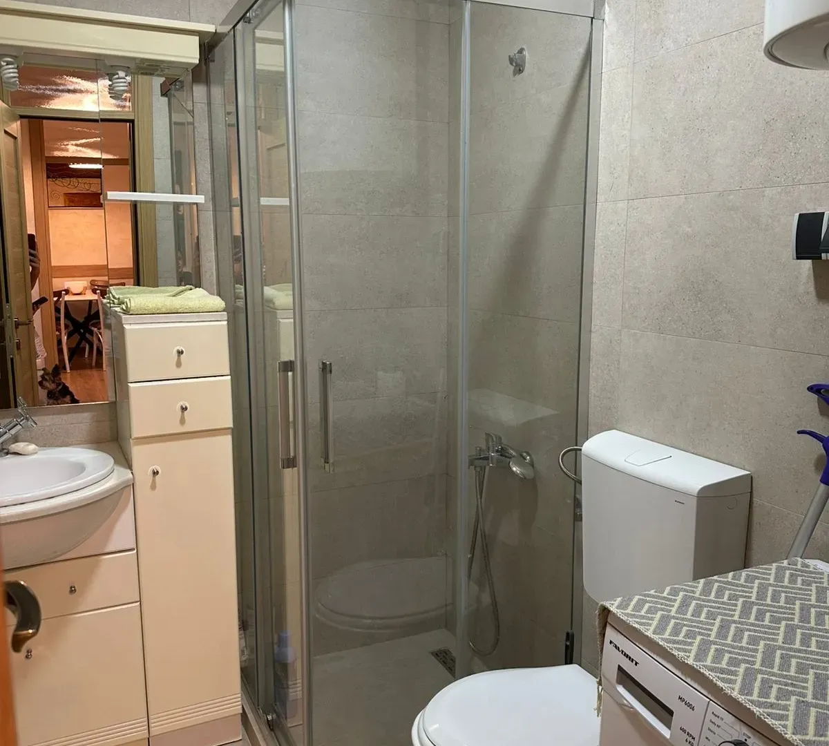 Izdavanje, jednosoban stan, 42m², Gorica C, Podgorica