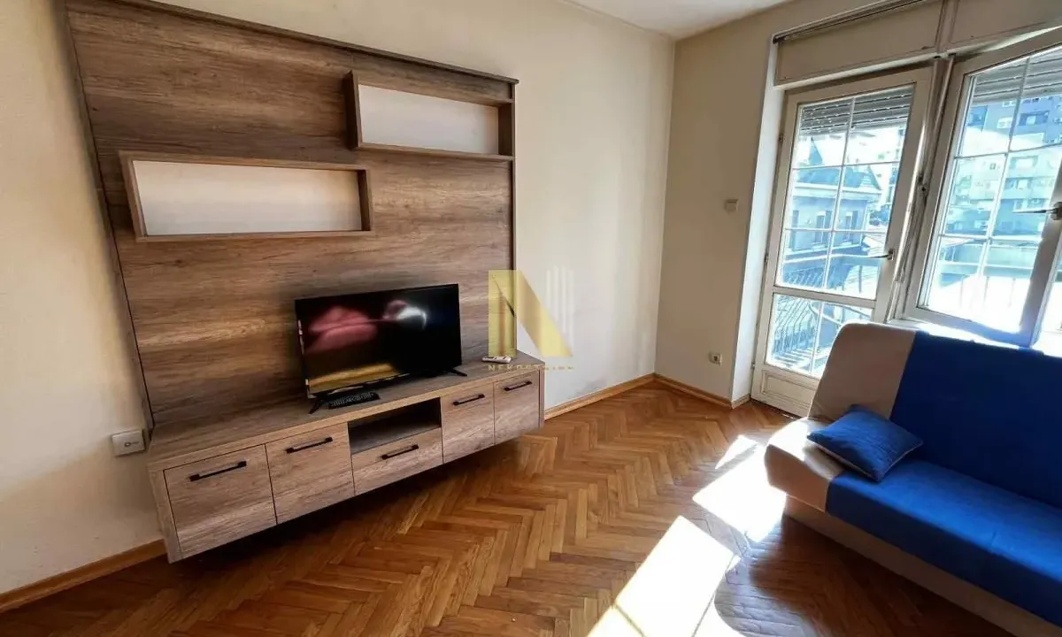 Rent, studio apartment, 29m², Grbavica, Novi Sad Sve Podlokacije