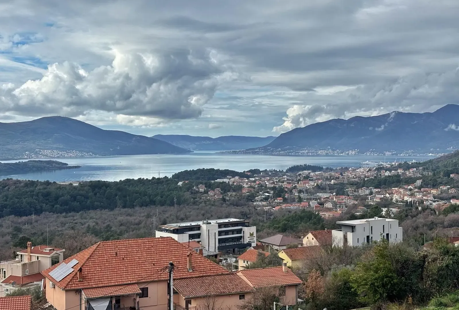 Prodaja, jednosoban stan, 58m², Kavač, Kotor