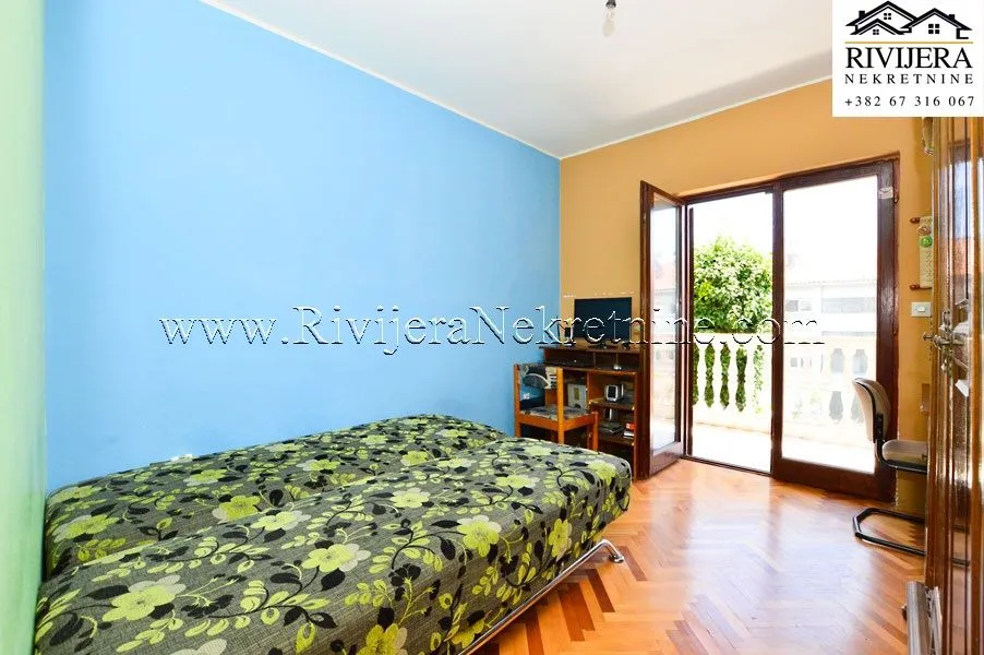 Prodaja, trosoban stan, 95m², Centar, Herceg Novi