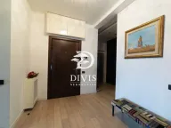 Sale, four bedroom apartment, 210m², Dedinje Rtv Pink, Dedinje Sve Podlokacije - image 7