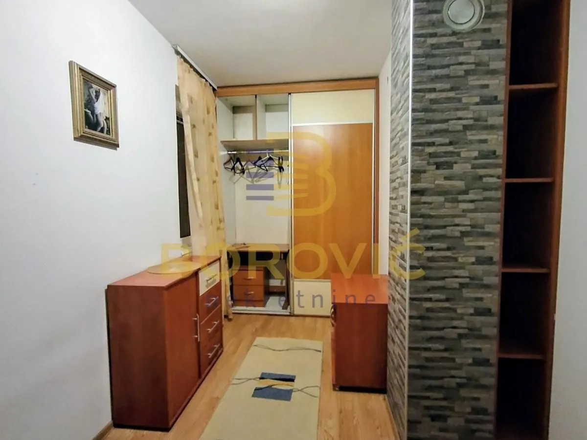 Rent, one bedroom apartment, 35m², Petlovo Brdo, Beograd